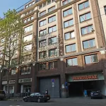 Floral Apartment - New In Town